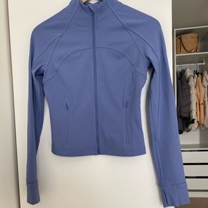 Lululemon cropped define jacket in the color water drop (nulu)